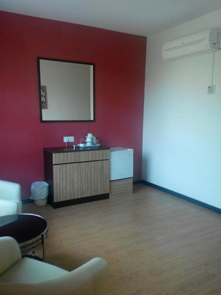7 Heaven Boutique Hotel Pasir Gudang Extérieur photo