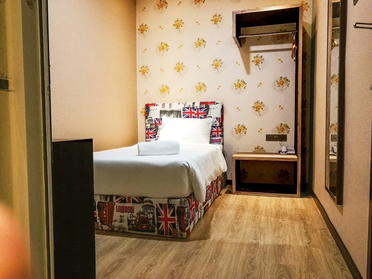 7 Heaven Boutique Hotel Pasir Gudang Extérieur photo