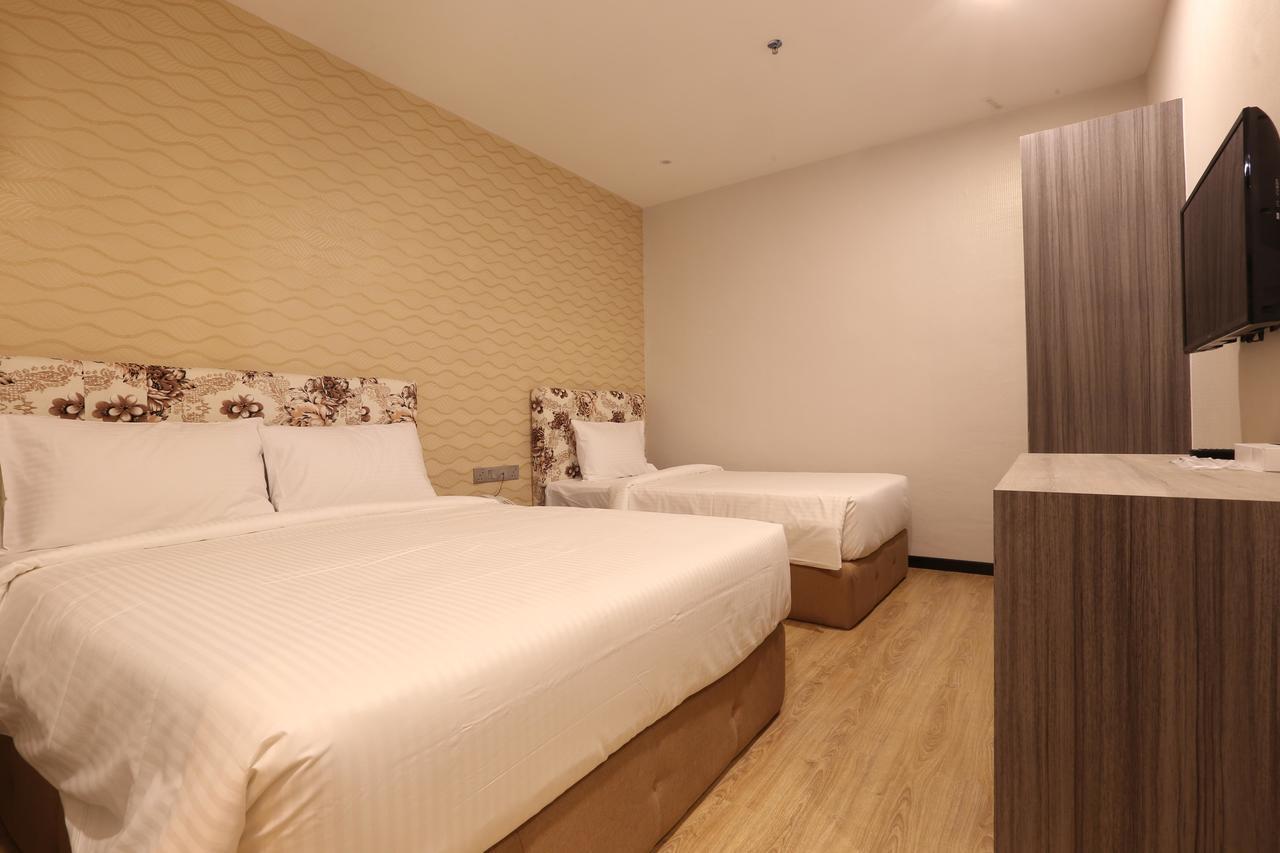 7 Heaven Boutique Hotel Pasir Gudang Extérieur photo