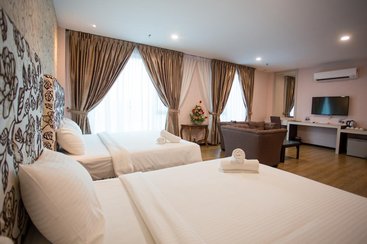 7 Heaven Boutique Hotel Pasir Gudang Extérieur photo