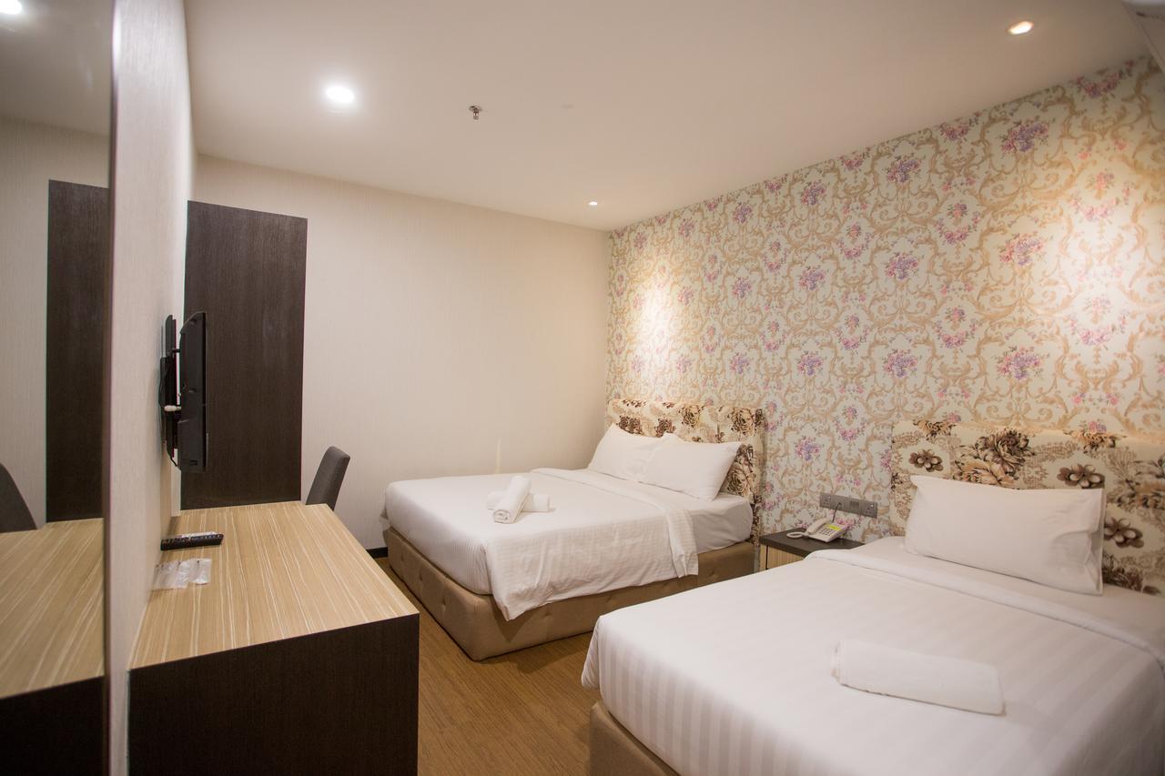 7 Heaven Boutique Hotel Pasir Gudang Extérieur photo